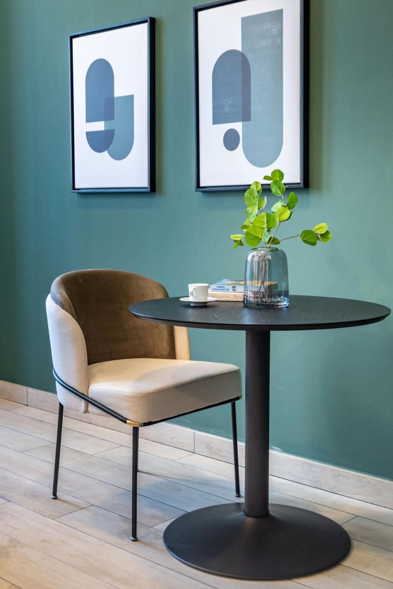 Silkhaus Modern With Balcony In Burj Daman Dubai